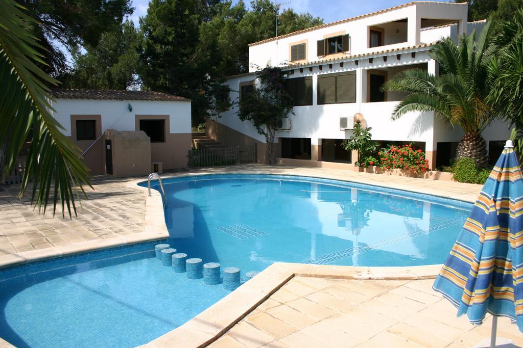 Viviendas Turisticas Vacacionales Allida Playa Migjorn Luaran gambar